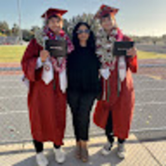 Meet your Posher, Raquel - Picture 1 of 1